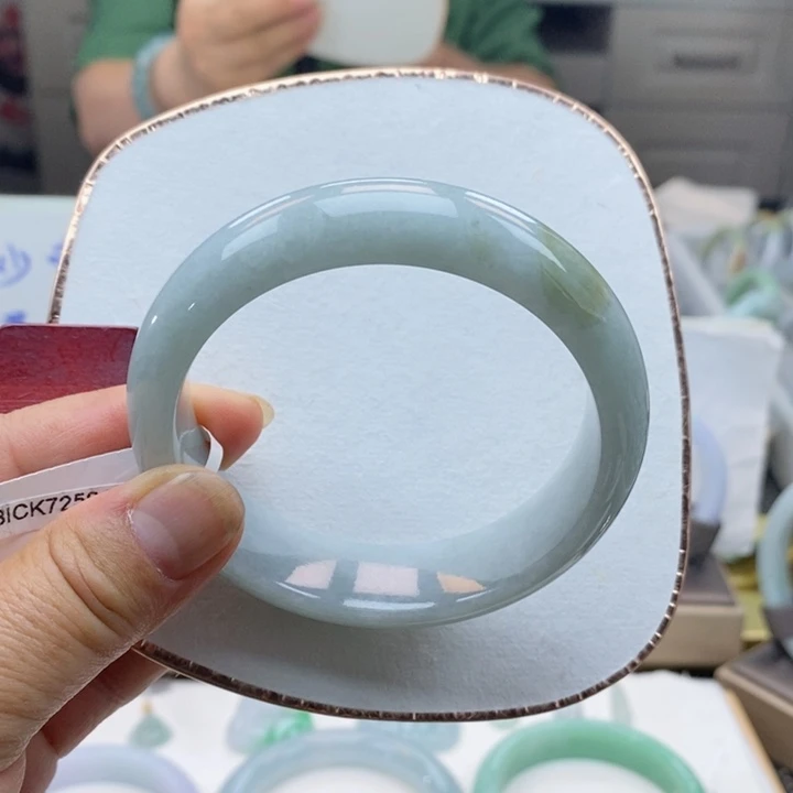 【闪购商品】未镶嵌手镯翡翠娜000000009