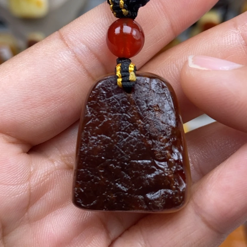 【闪购商品】琥珀颈饰未镶嵌