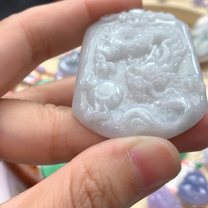 翡翠吊坠(不含链)未镶嵌吊坠