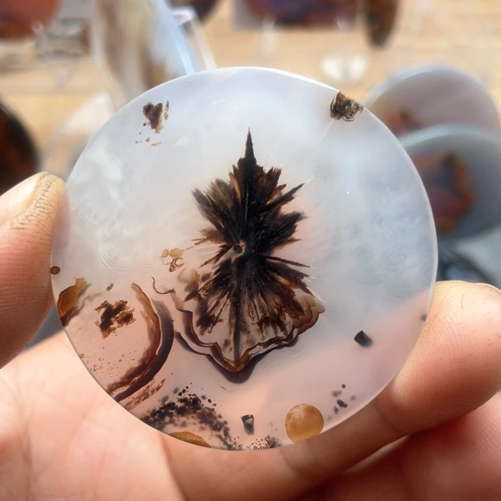 玛瑙/玉髓吊坠(不含链)未镶嵌言*