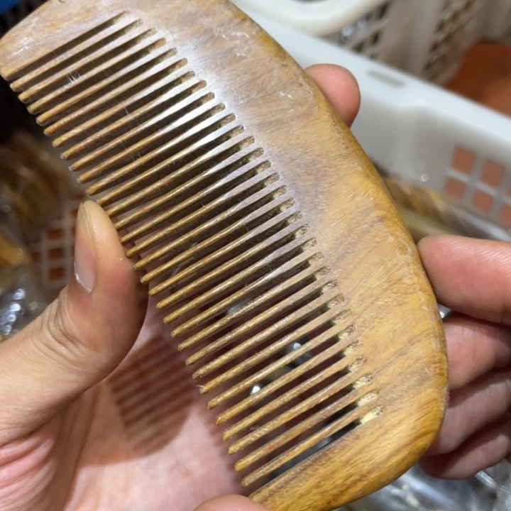 维腊木（绿檀）其他绿檀梳子梳子