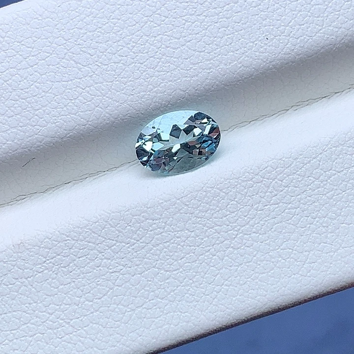 海蓝宝石裸石0.7克拉