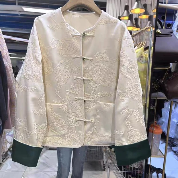 AF初沫 2593 新中式国风外套春款撞色袖时尚显瘦立领刺绣盘扣上衣