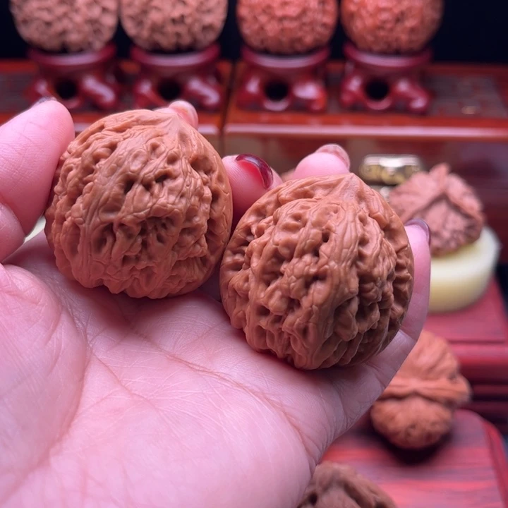 问***道核桃红锦鲤43尺寸核桃