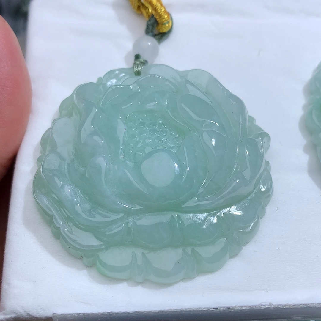 翡翠未镶嵌颈饰421