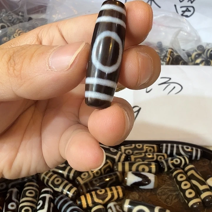 玛瑙/玉髓颈饰合金