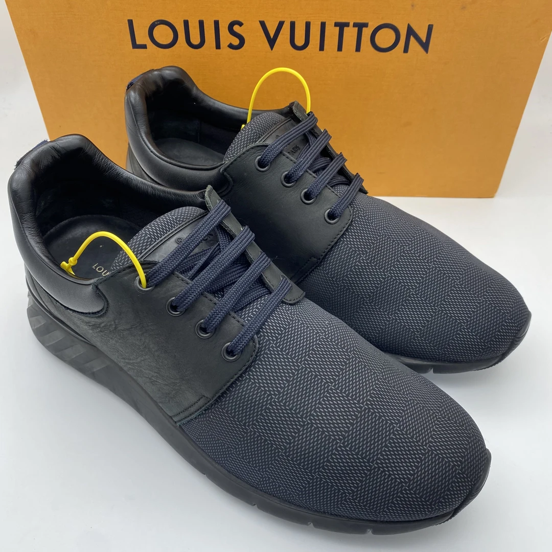 95新 LouisVuitton/路易威登 41.5欧码/黑色棋盘格帆布透气休闲鞋
