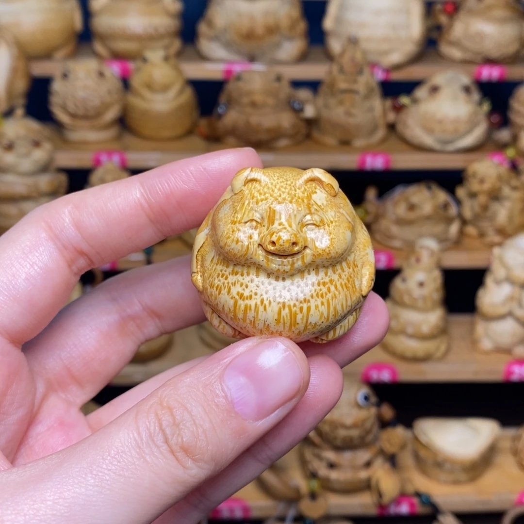 竹福猪竹雕手把件