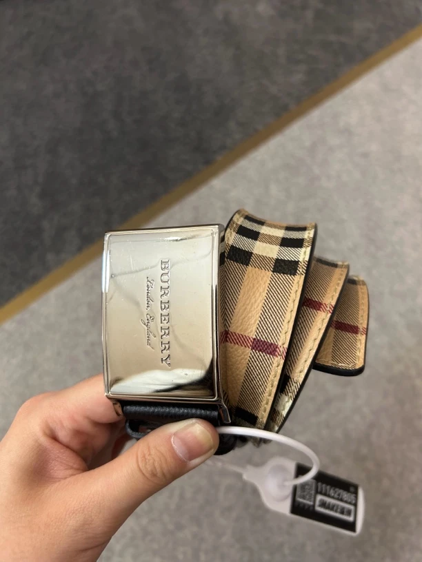 95新 BURBERRY/博柏利 格纹腰带30*75