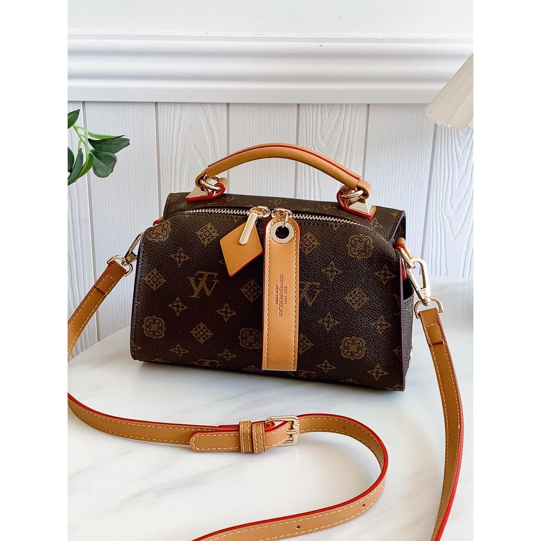 【万达专柜】七夕情人节礼物斜挎包欧美复古印花枕头包时尚大适用