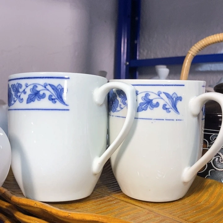 瓷片陶瓷品翡翠瓷茶杯一对