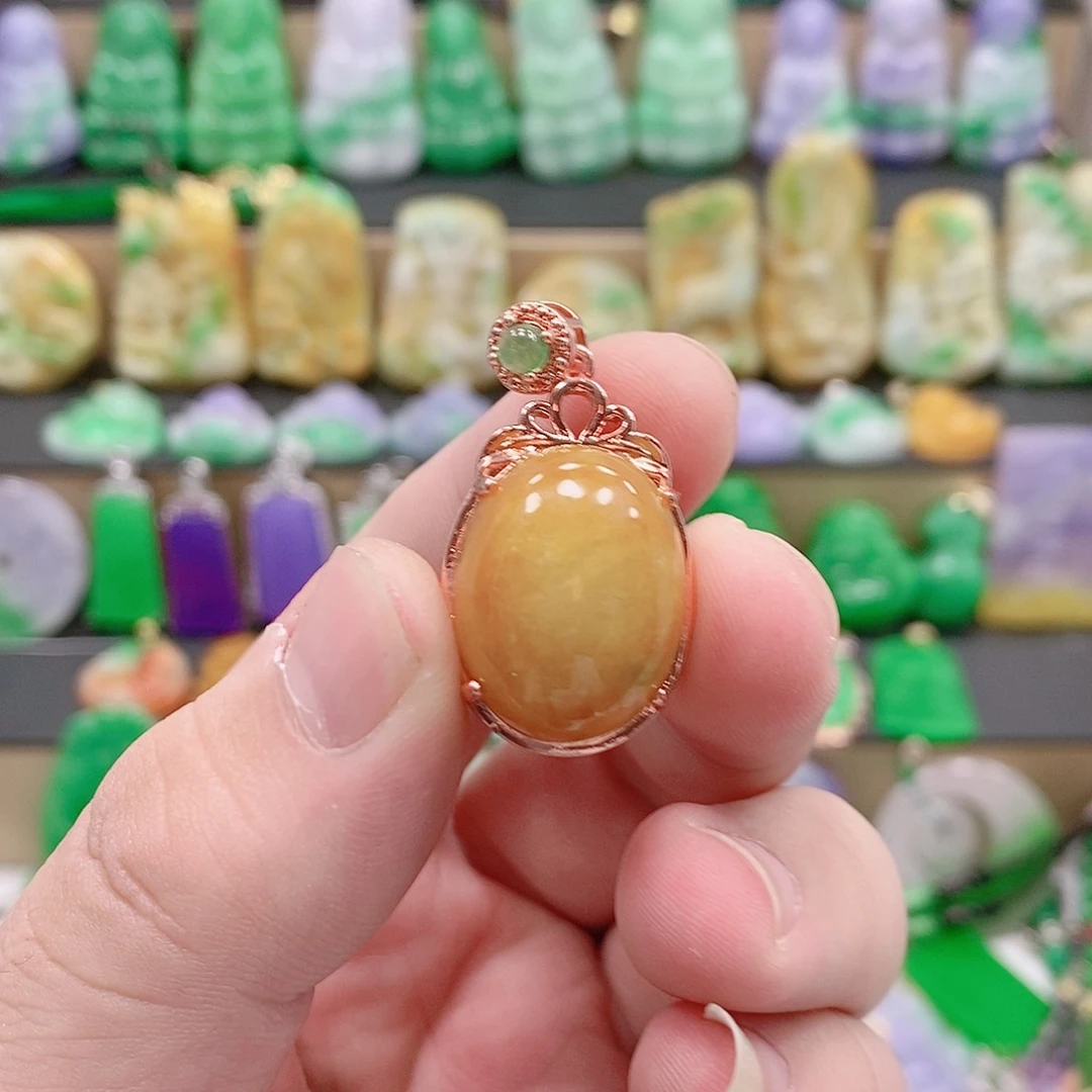 【闪购商品】吊坠(赠链)银S925镶嵌翡翠