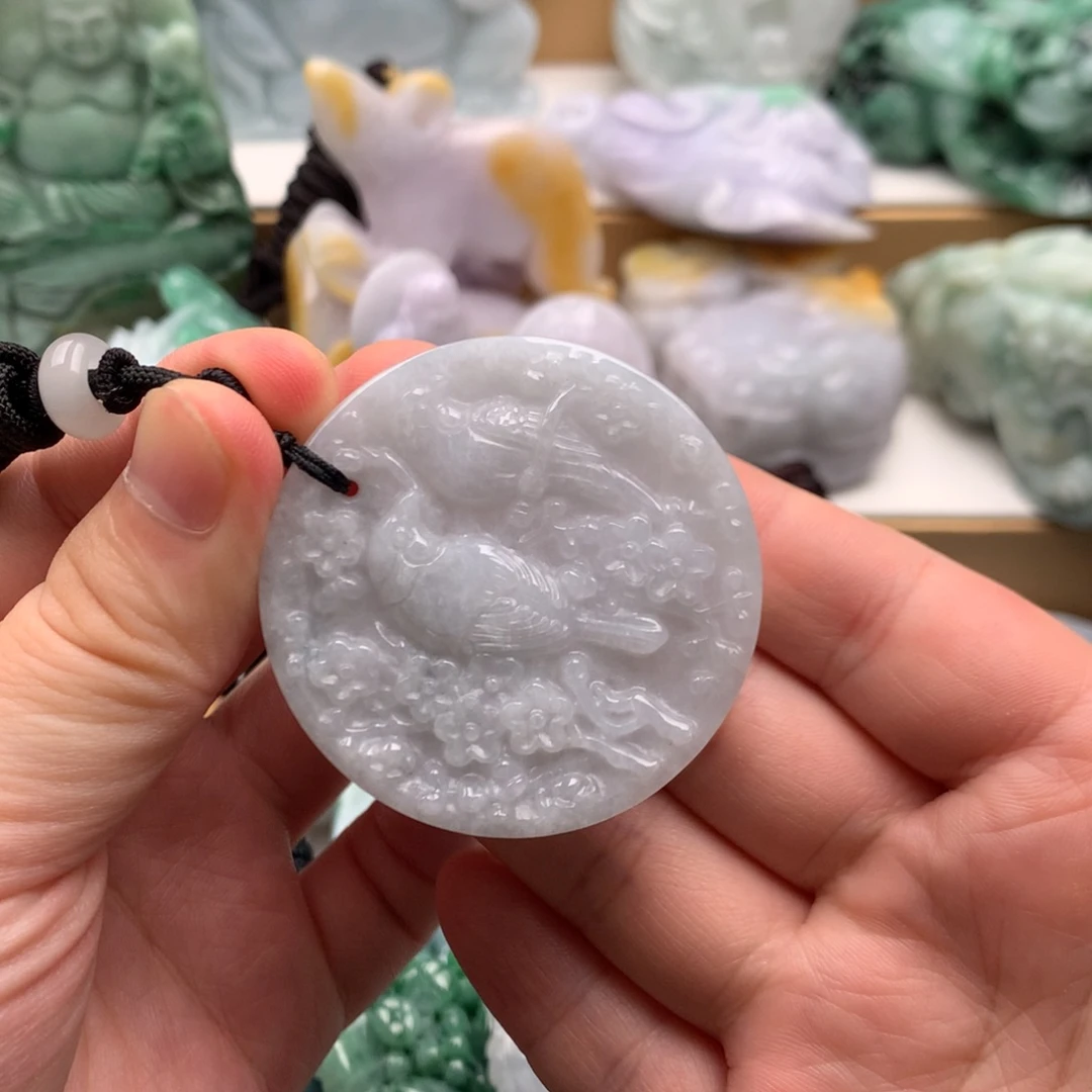 吊坠(不含链)未镶嵌翡翠