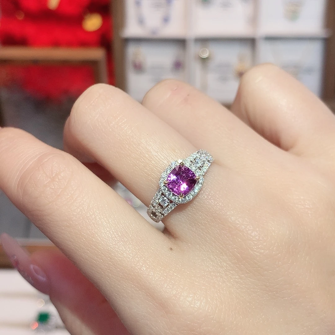 彩色蓝宝石戒指18K金镶嵌1.21ct/天然宝石/七天无理由