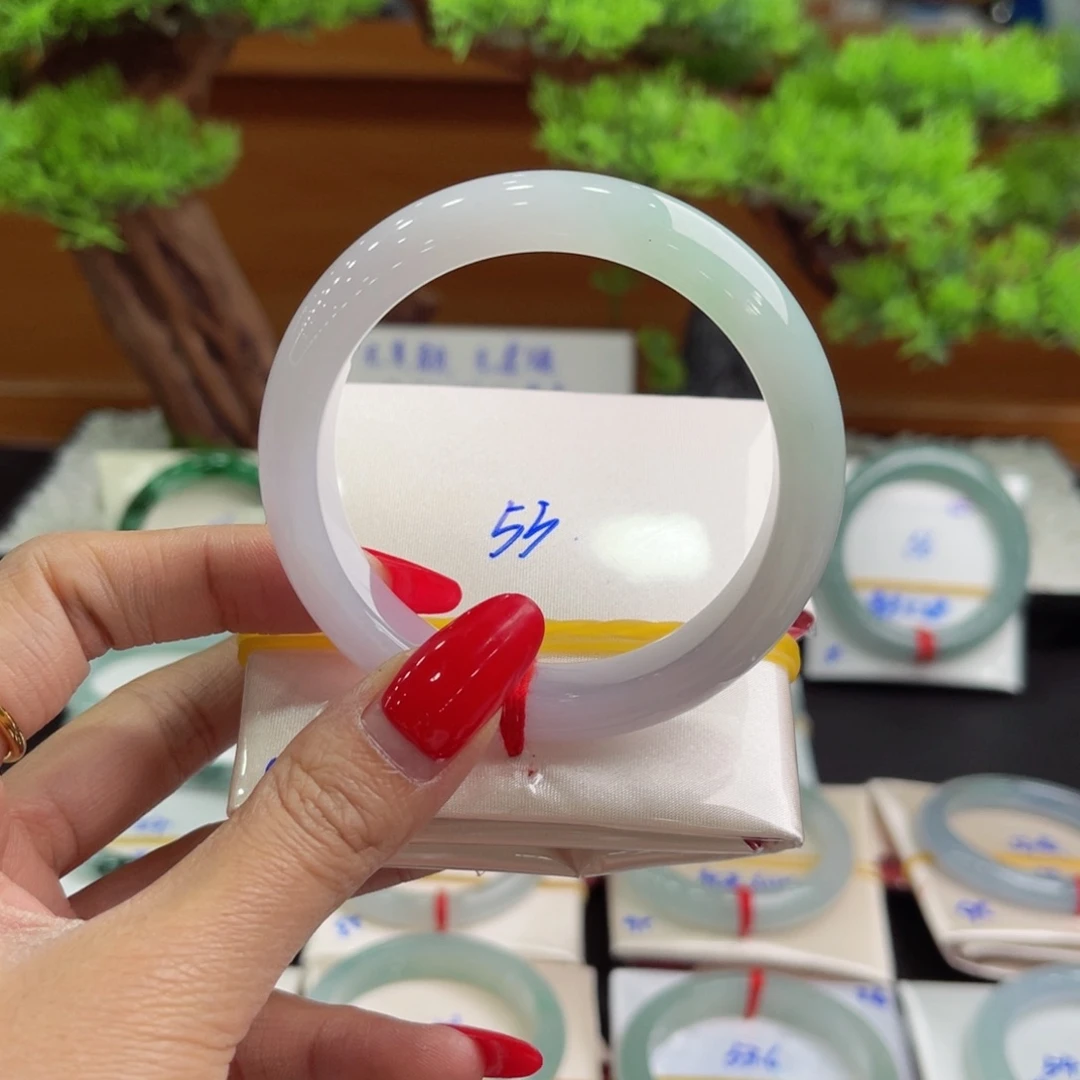 翡翠未镶嵌手镯缅甸