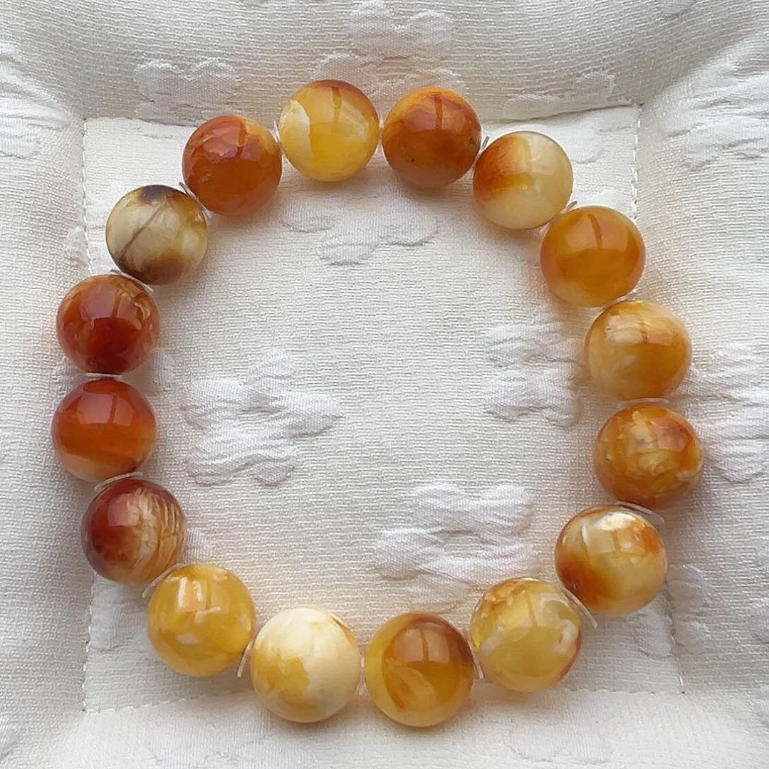 未镶嵌琥珀裸石微瑕13