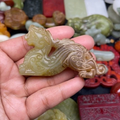 蛇纹石玉颈饰未镶嵌28