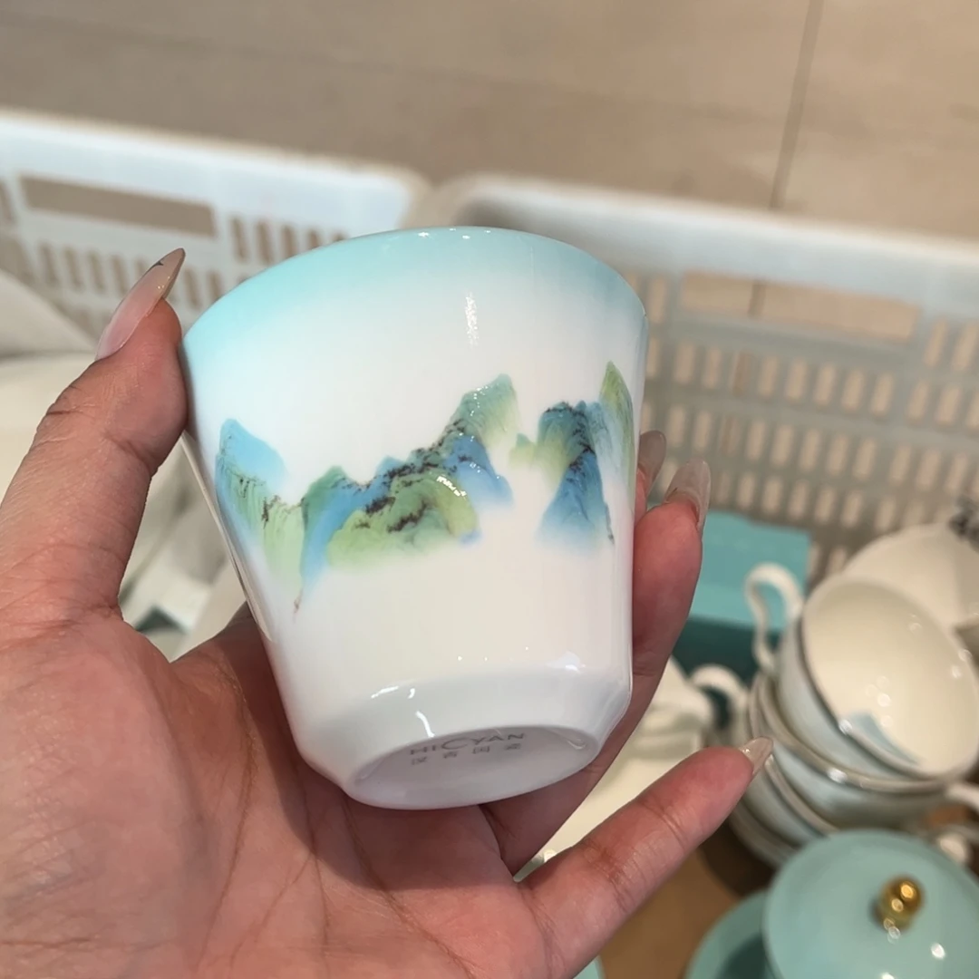瓷片江山如画主人杯