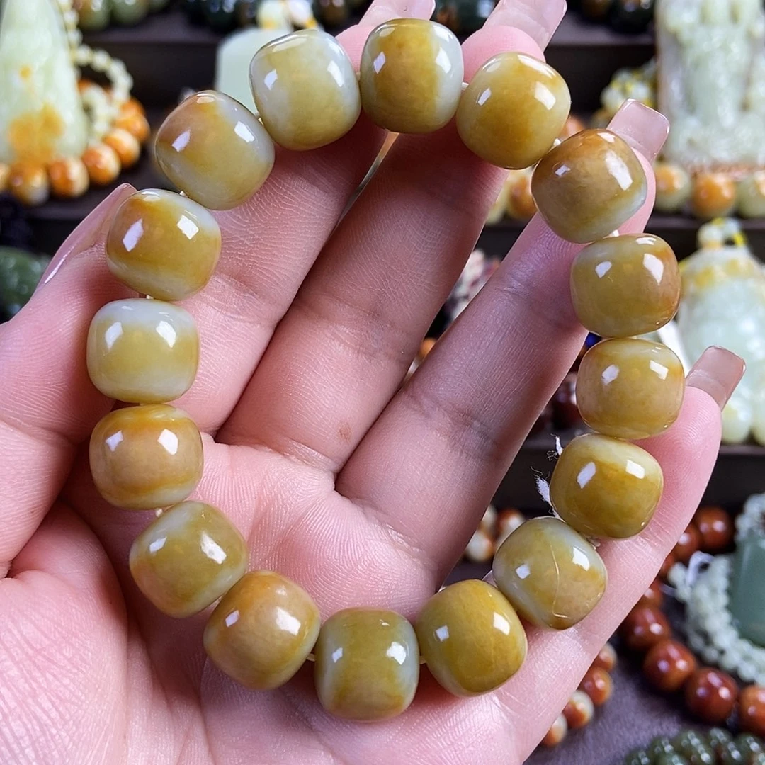 透闪石质玉未镶嵌手串