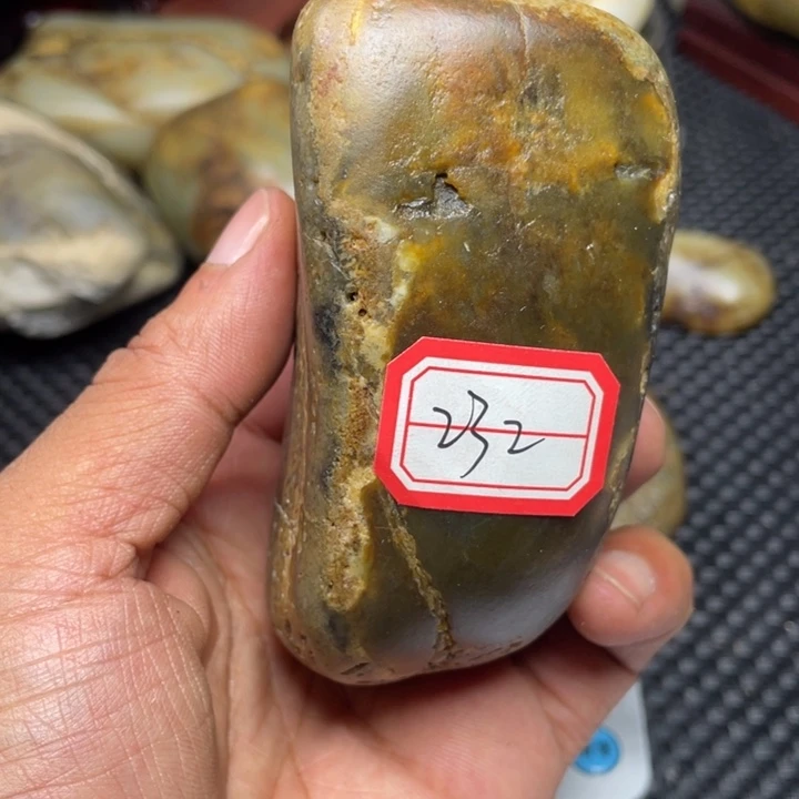 颈饰未镶嵌和田玉232
