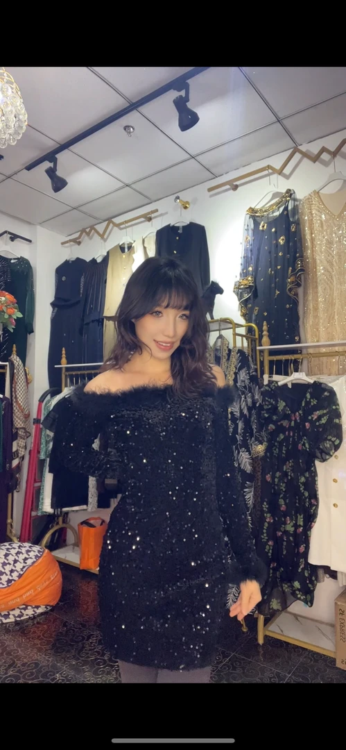 一字肩连衣裙 聚会生日可穿