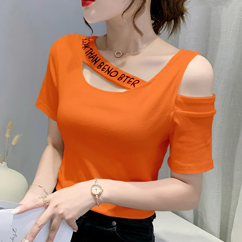 2025年夏季韩版新款圆领性感镂空设计感修身显瘦露肩T恤女短袖
