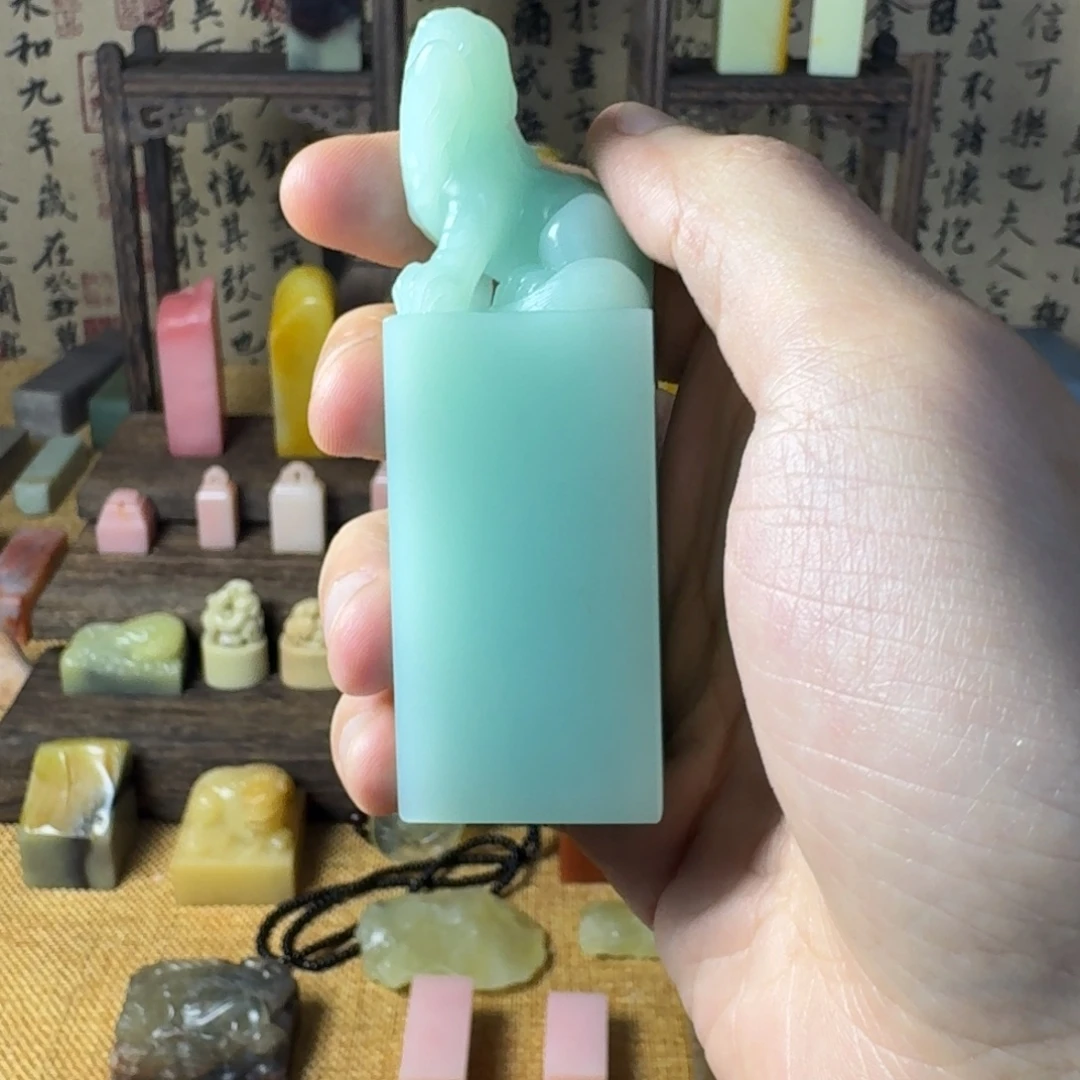 L***s印石昌化石老矿云南蓝