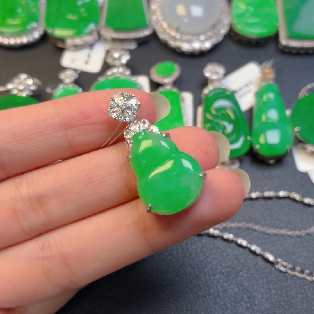 翡翠银S925镶嵌颈饰