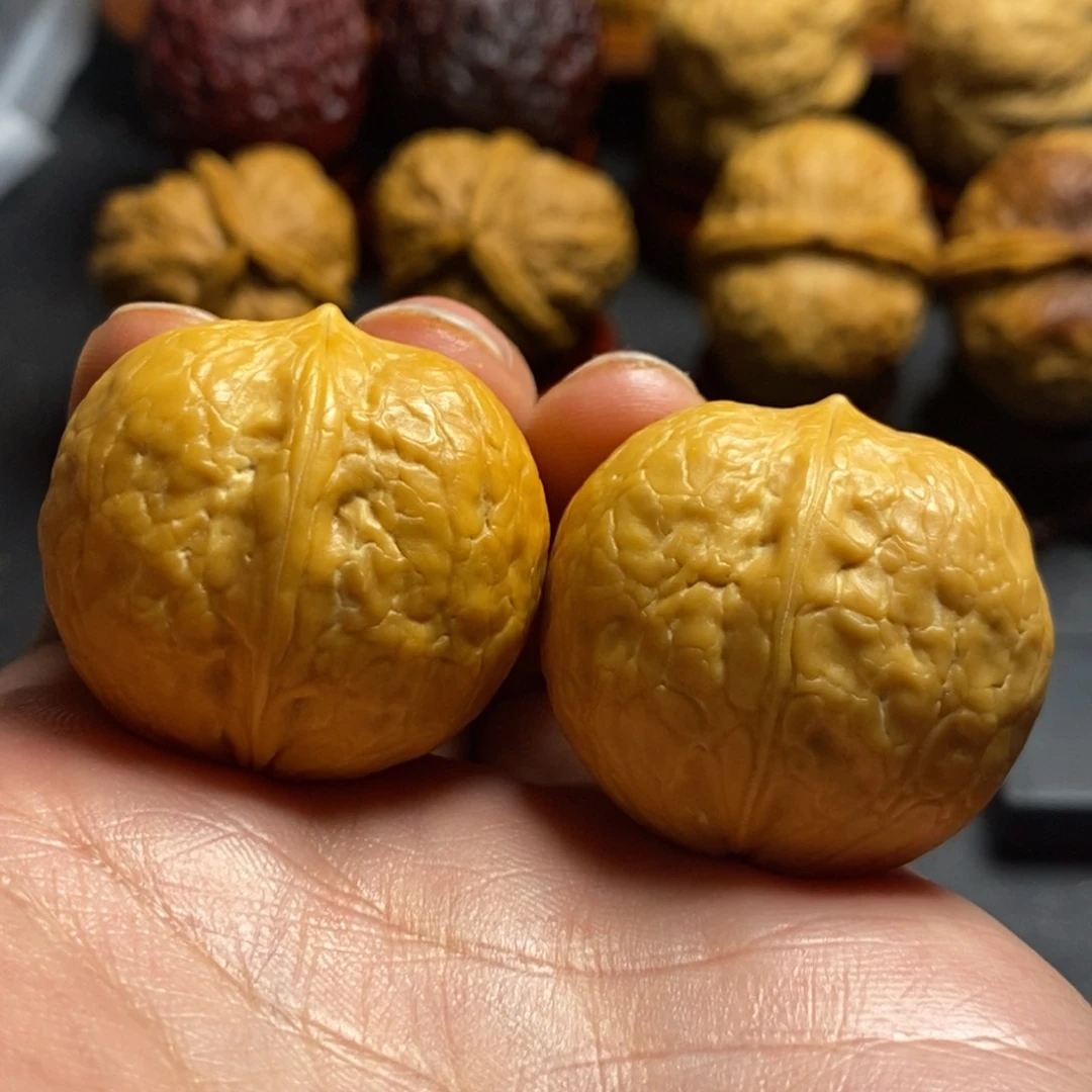 文玩核桃把件33尺水晶元宝