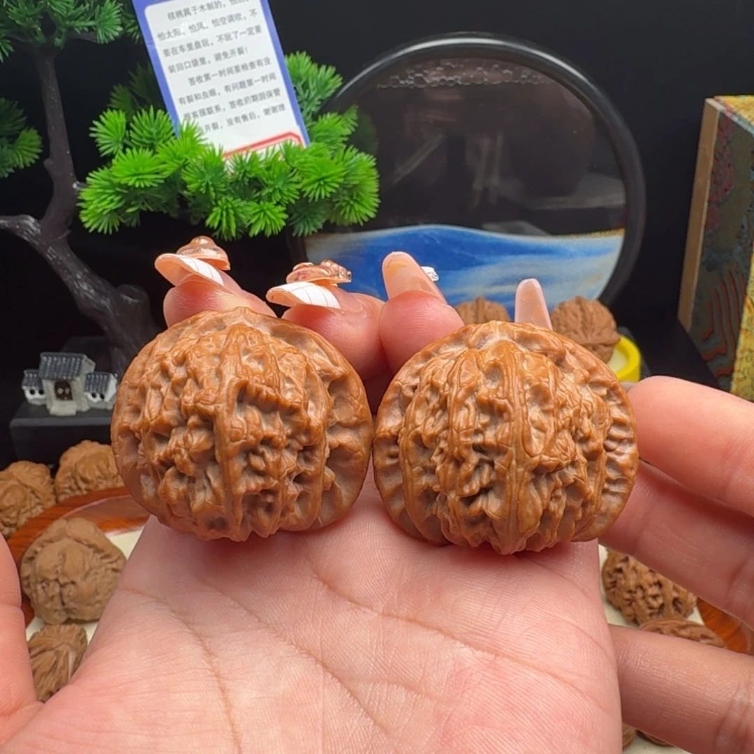 风***雾把件文玩核桃全品白狮子41