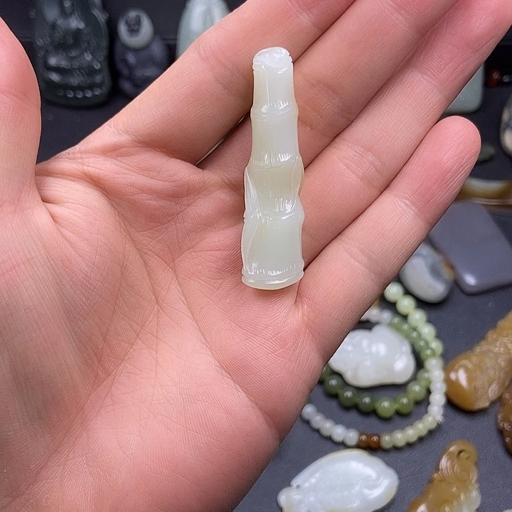 未镶嵌和田玉挂件