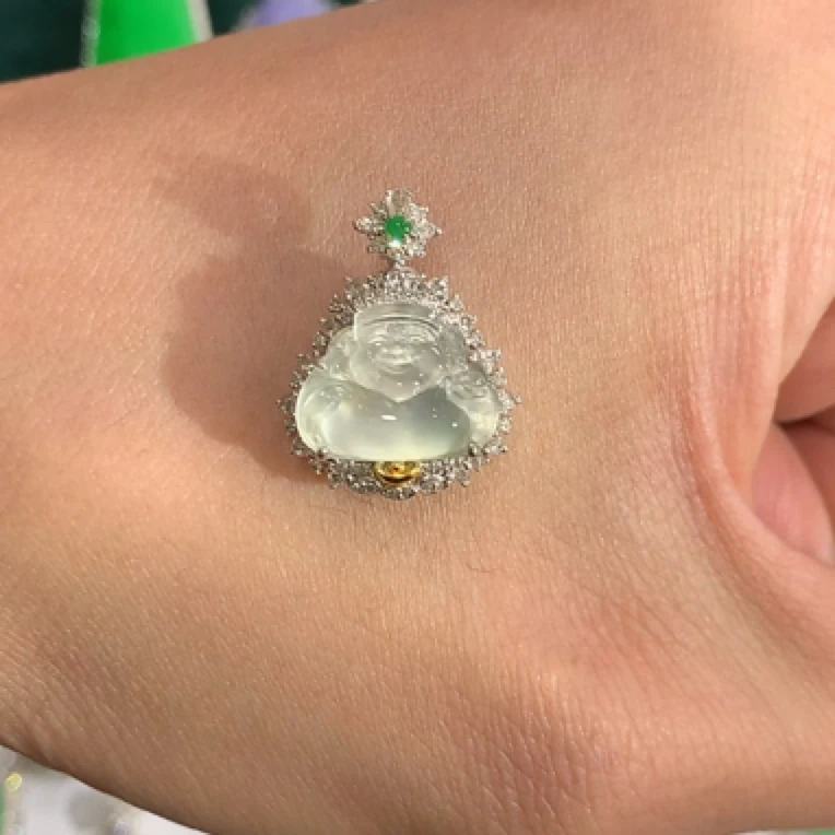纯天然缅甸A货翡翠 白冰财神