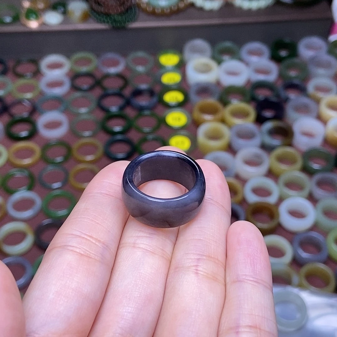 和田玉戒指未镶嵌