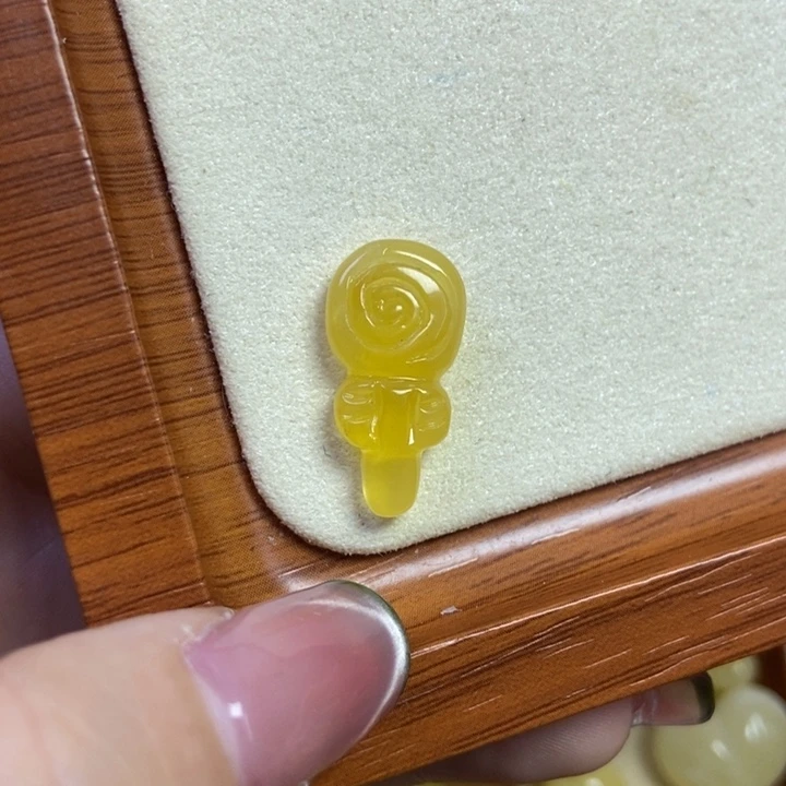 琥珀未镶嵌珠宝奇石棒棒糖0.83g