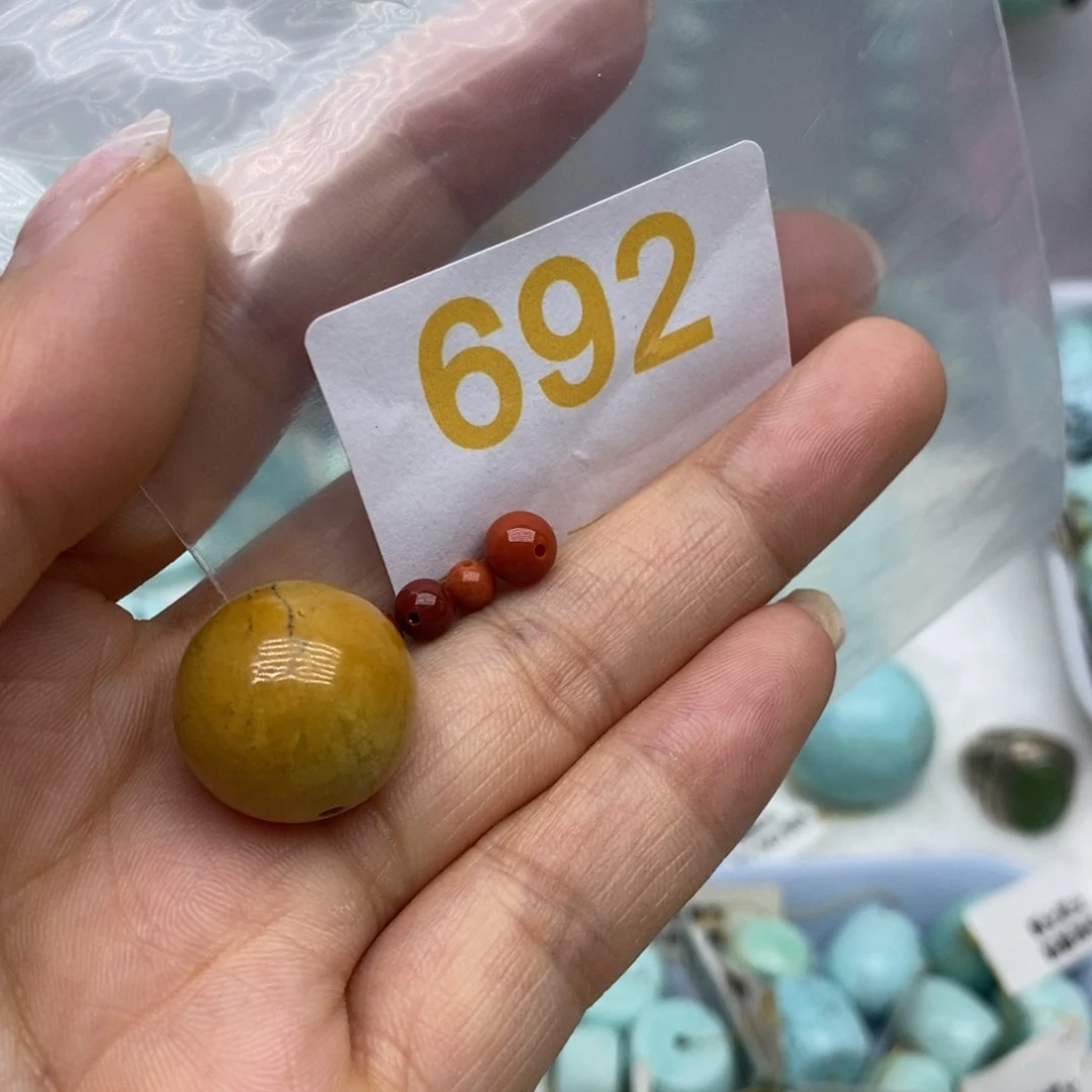 未镶嵌南红玛瑙珠宝奇石