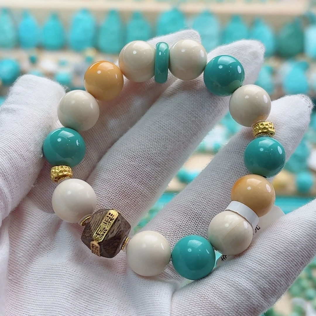 绿松石18K金镶嵌珠宝奇石