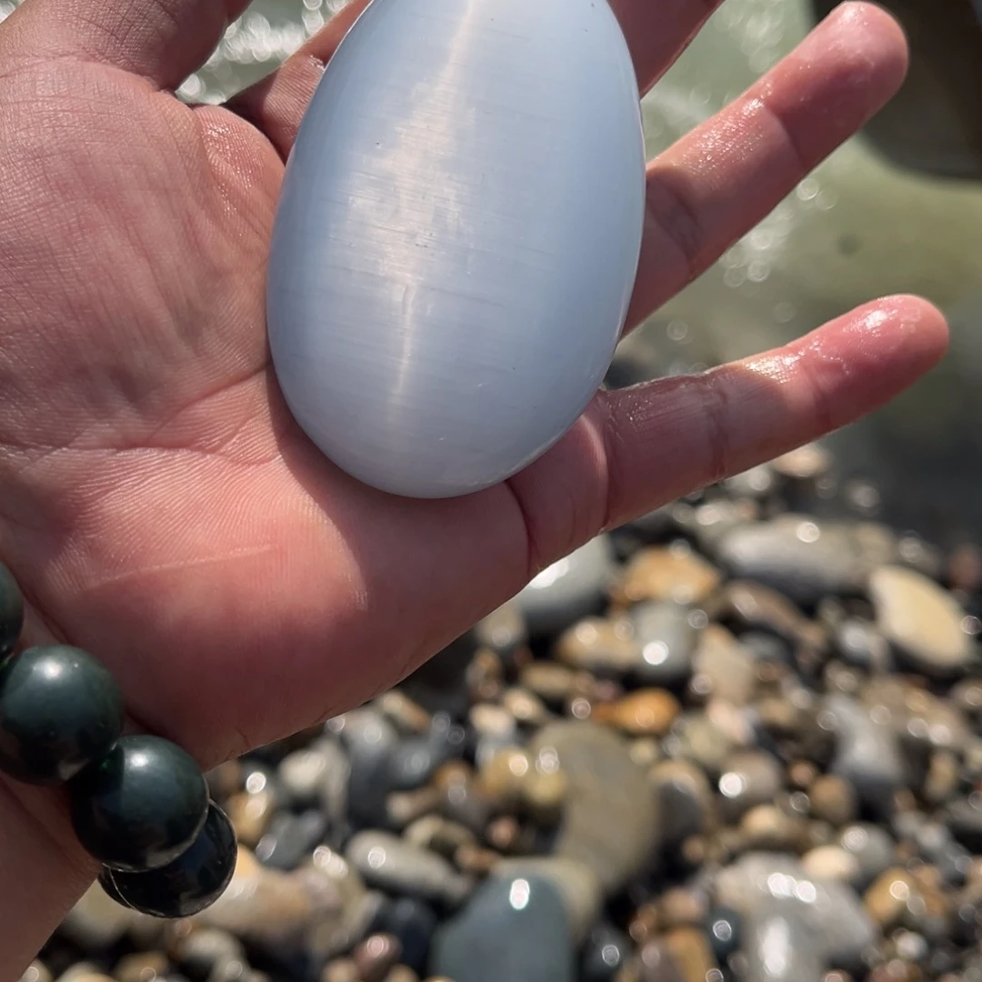 和田玉（糖玉）未镶嵌珠宝奇石