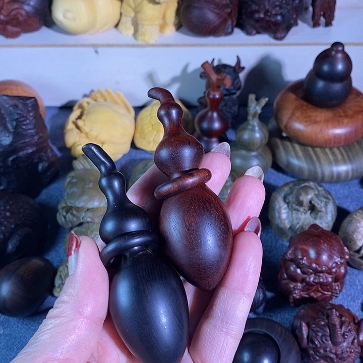 染料紫檀（血檀）葫芦