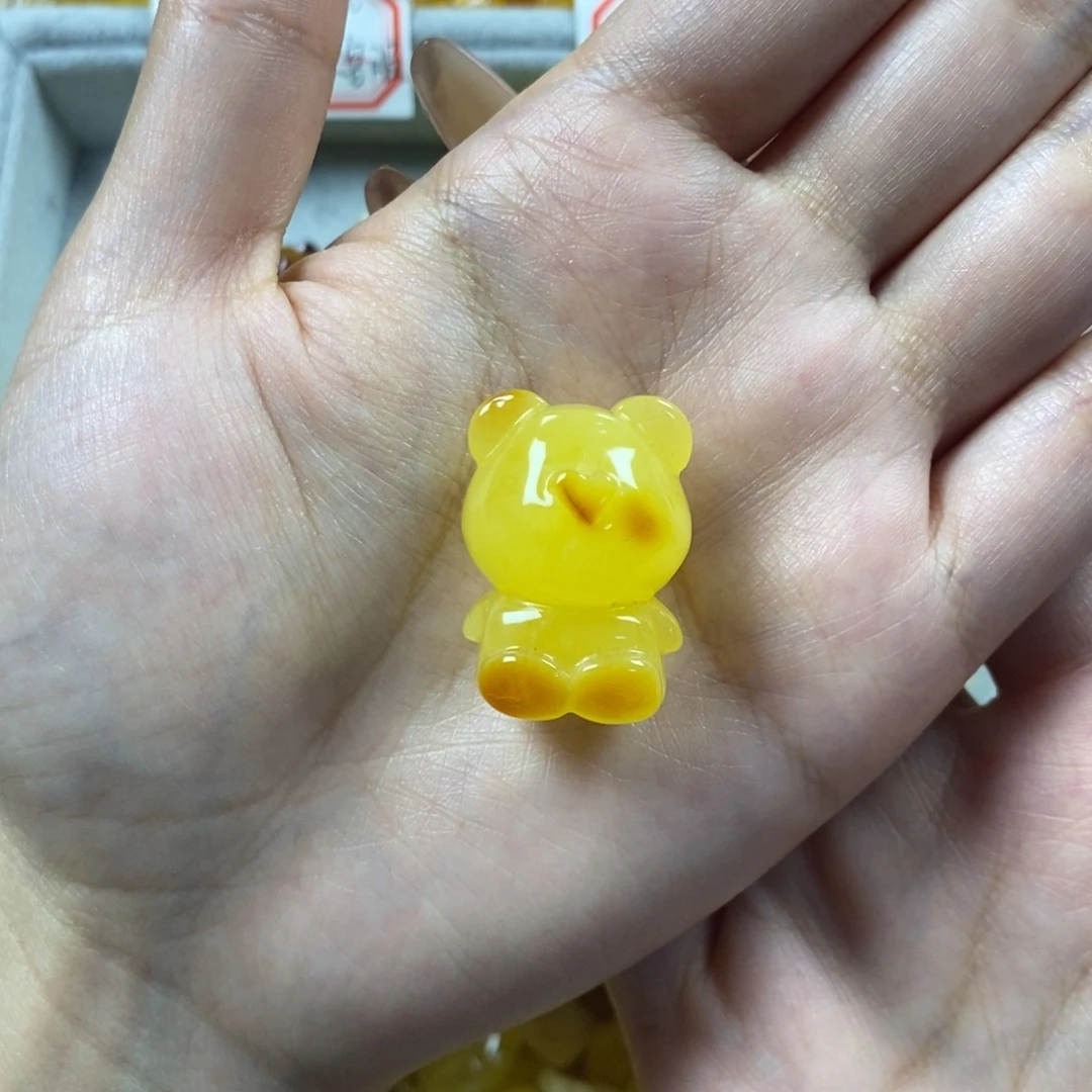 琥珀裸石未镶嵌安*妮小熊