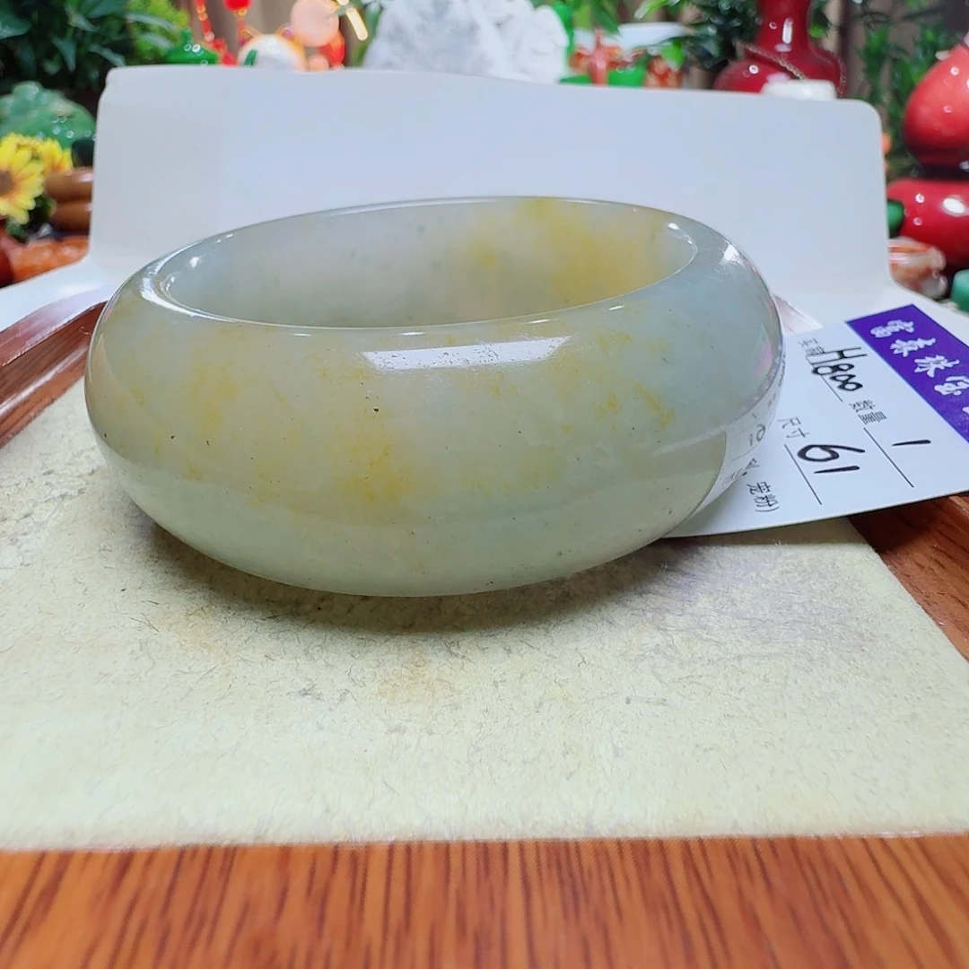 我***姐石英质玉未镶嵌手镯