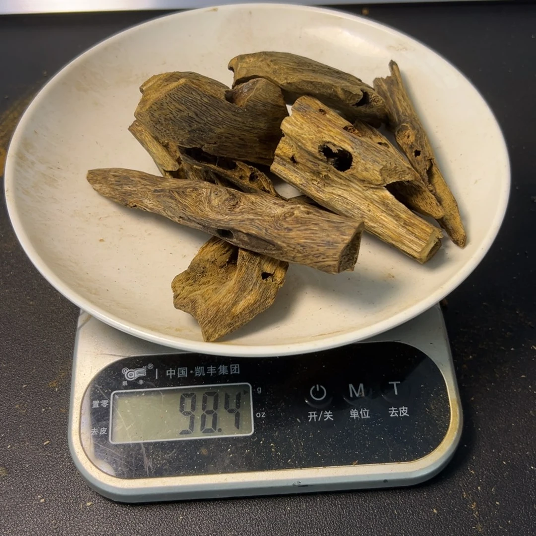 沉香碎屑沉香陆河虫眼