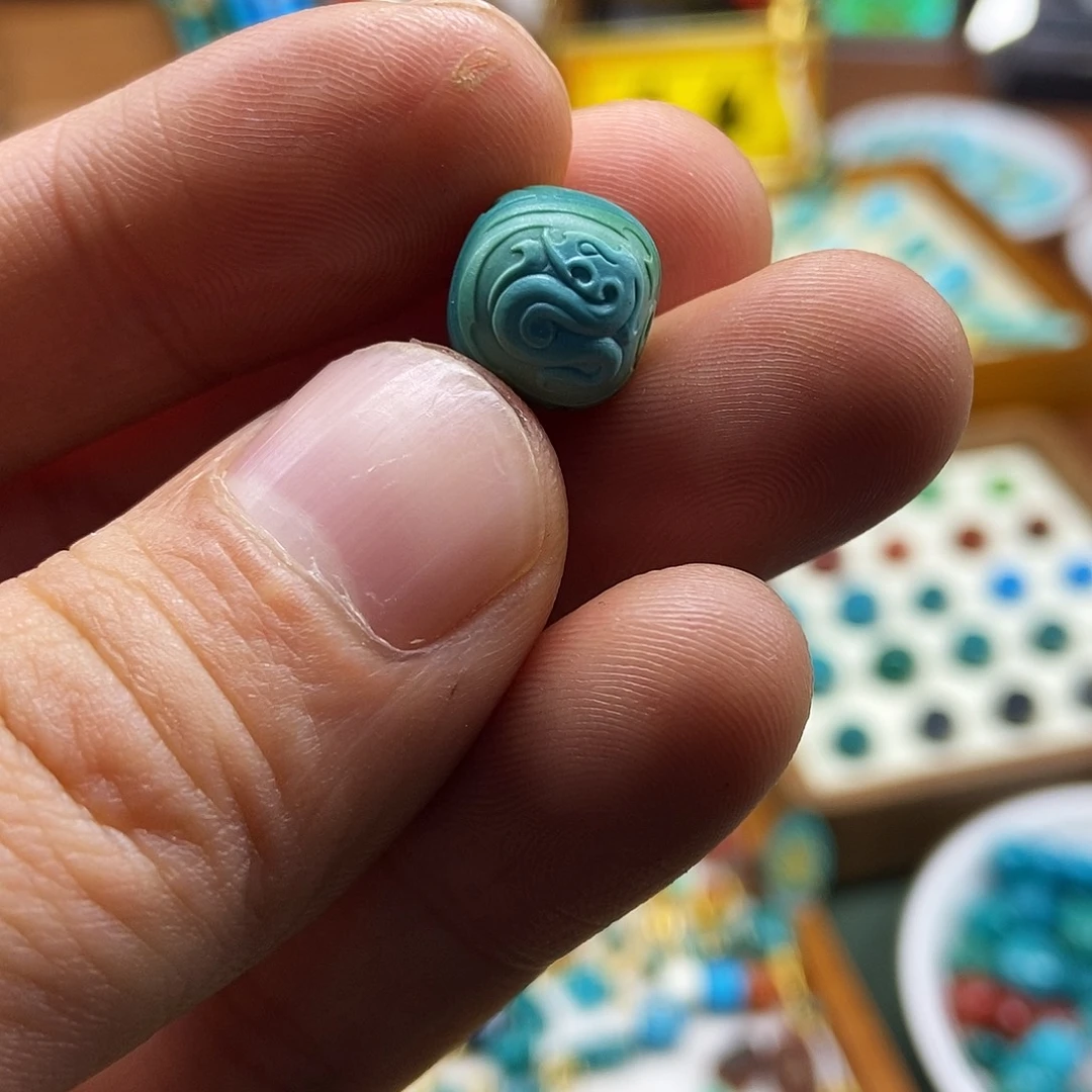 大***白绿松石未镶嵌珠宝奇石