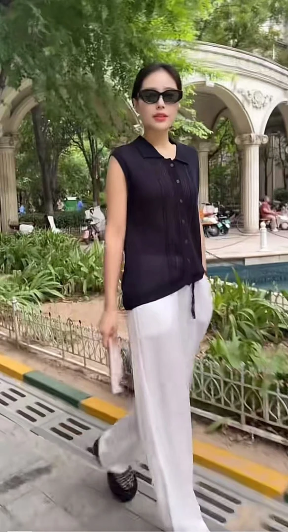 Miss Huo 厚底渔网凉拖鞋 C 黑色 9557