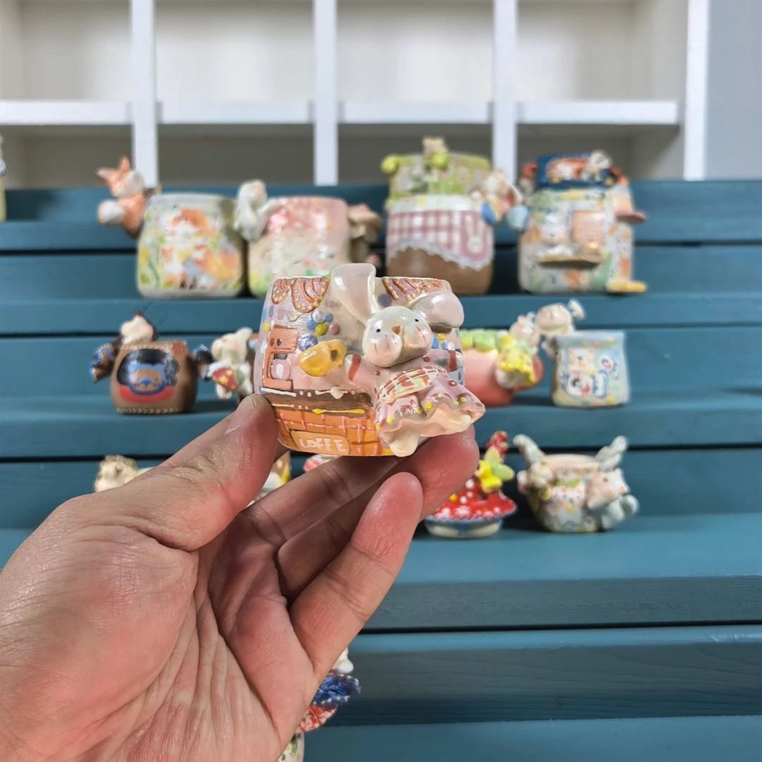 三***姐咖啡机 小兔子 手绘多肉花盆