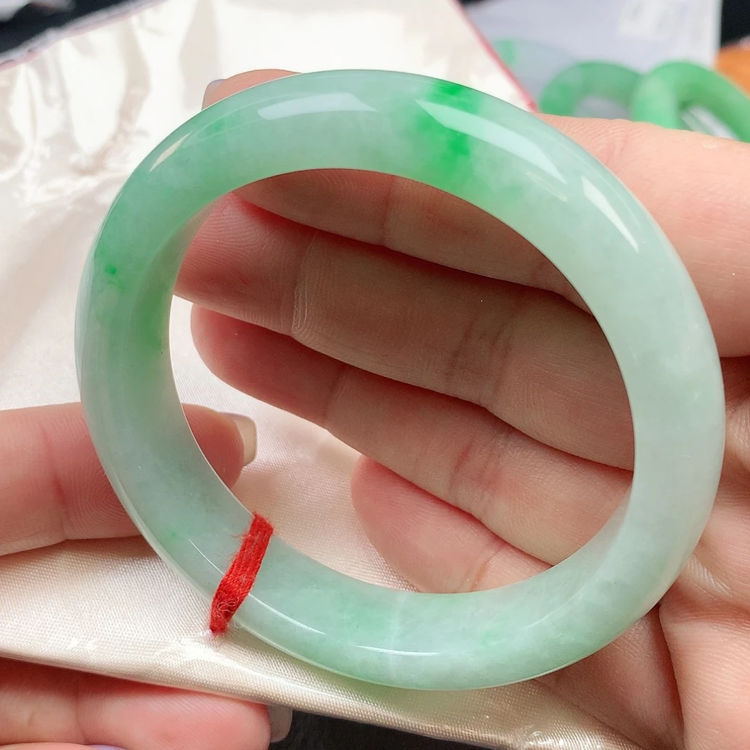 翡翠手镯未镶嵌正圈882542