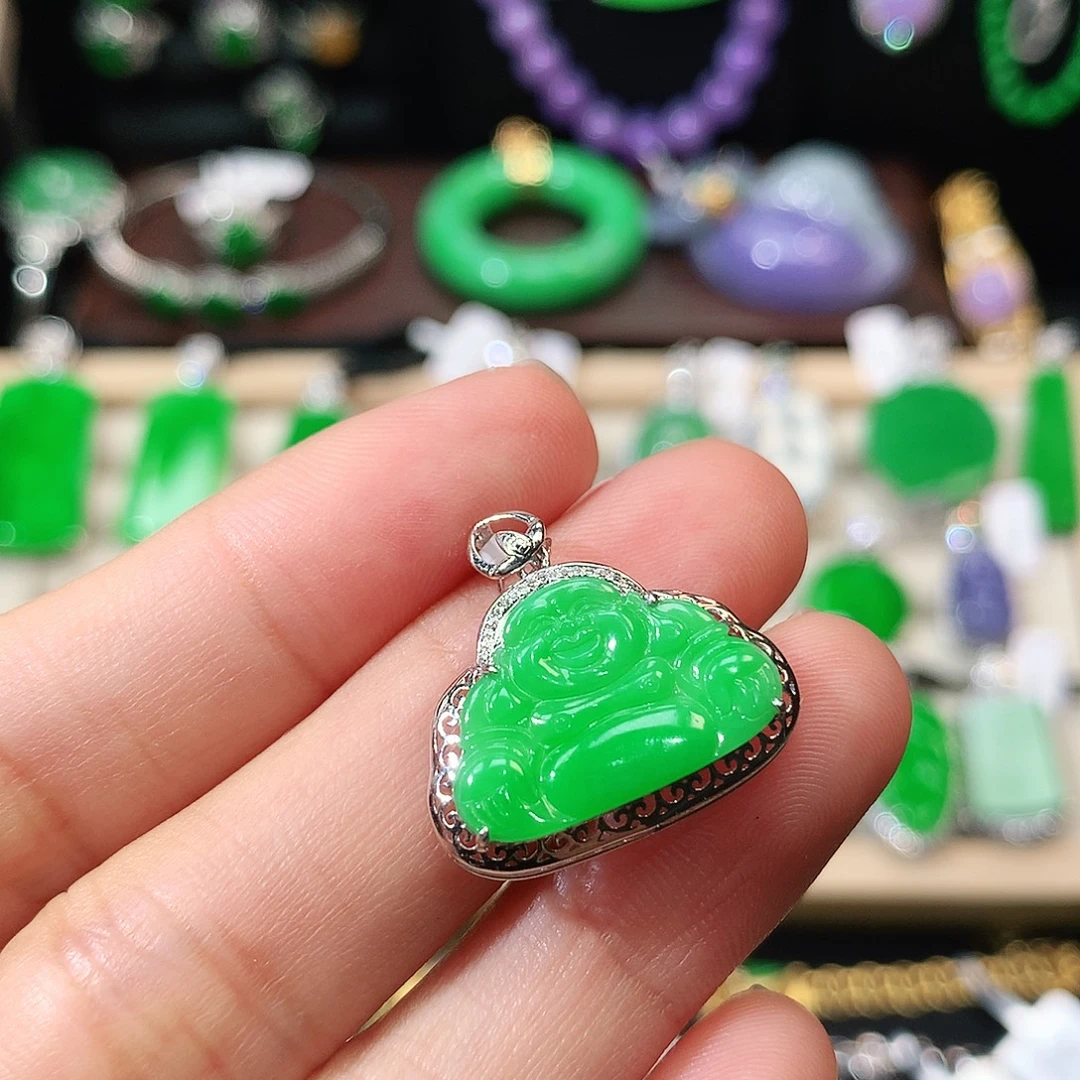 吊坠(不含链)18K金镶嵌翡翠