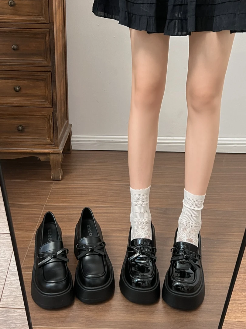 黑色英伦风百搭高跟厚底小皮鞋女2025新款爆款一脚蹬增高乐福单鞋