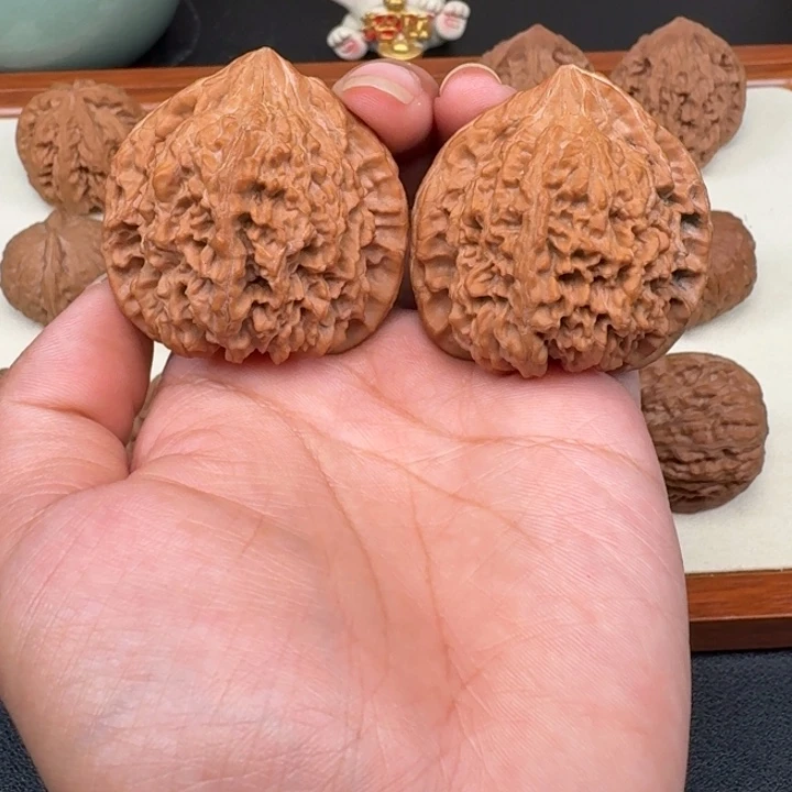 文玩核桃把件全品满天星44