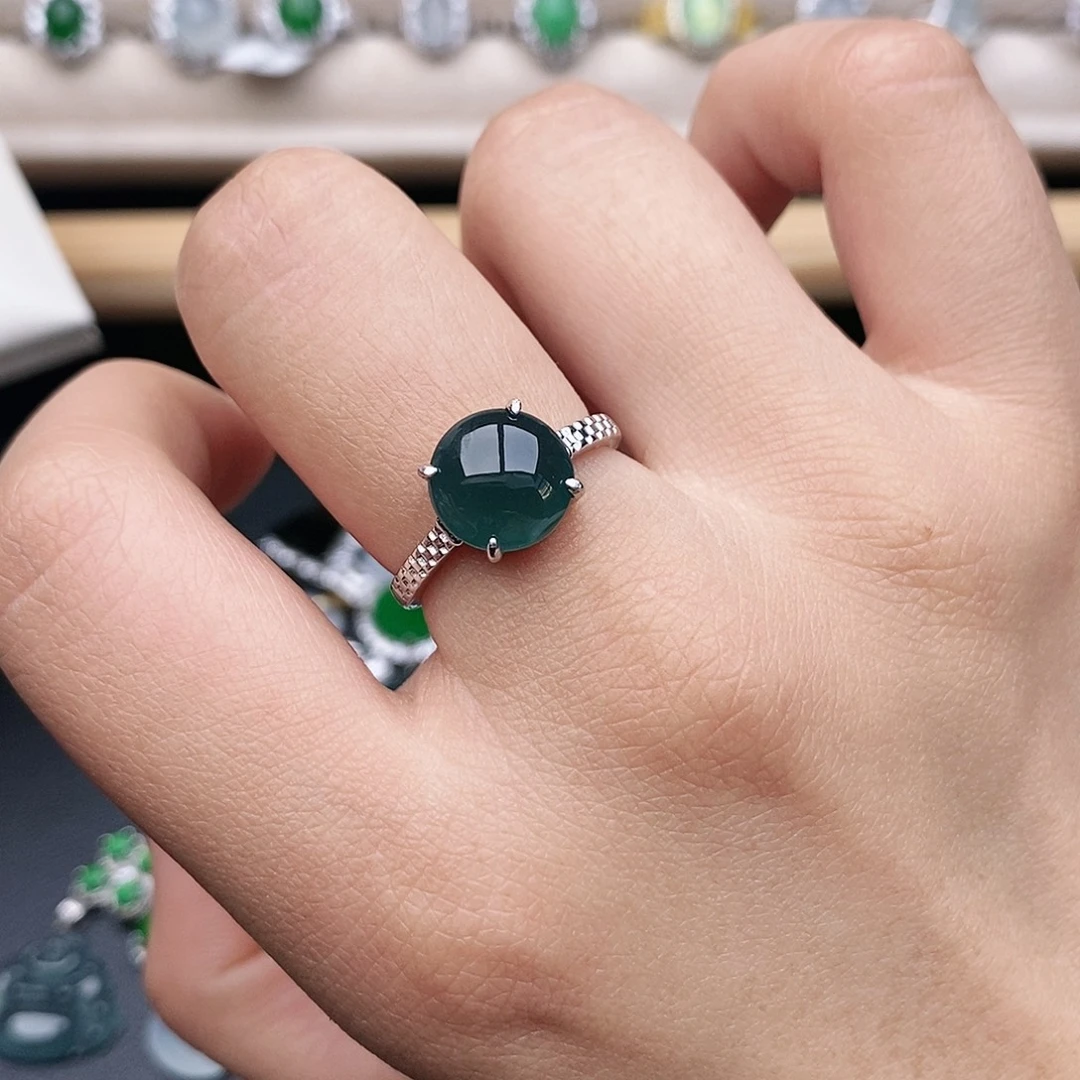 吉***姐翡翠银S925镶嵌戒指