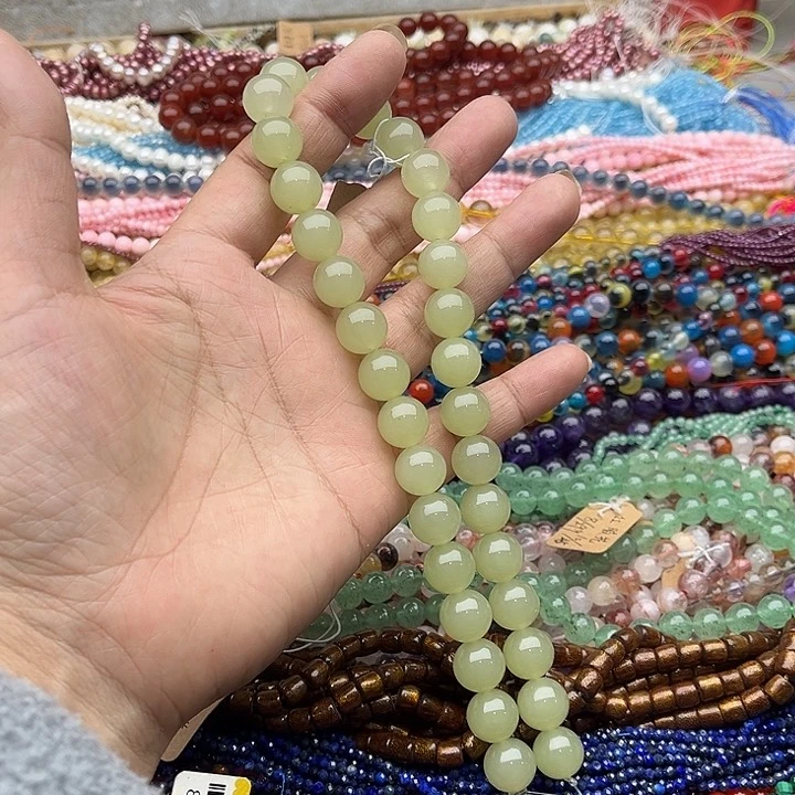 玛瑙/玉髓珠宝半成品未镶嵌一条12mm晴水和田